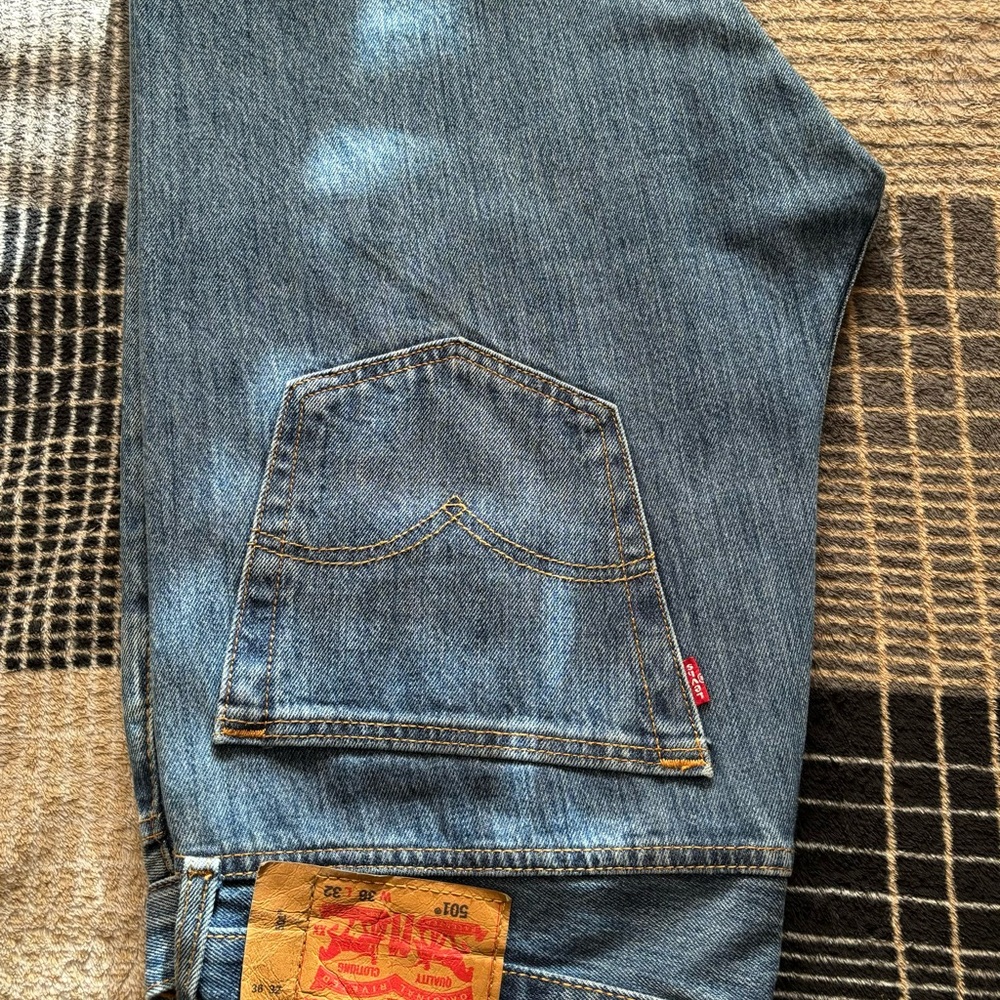 Levi’s 501 light blue size 36 32